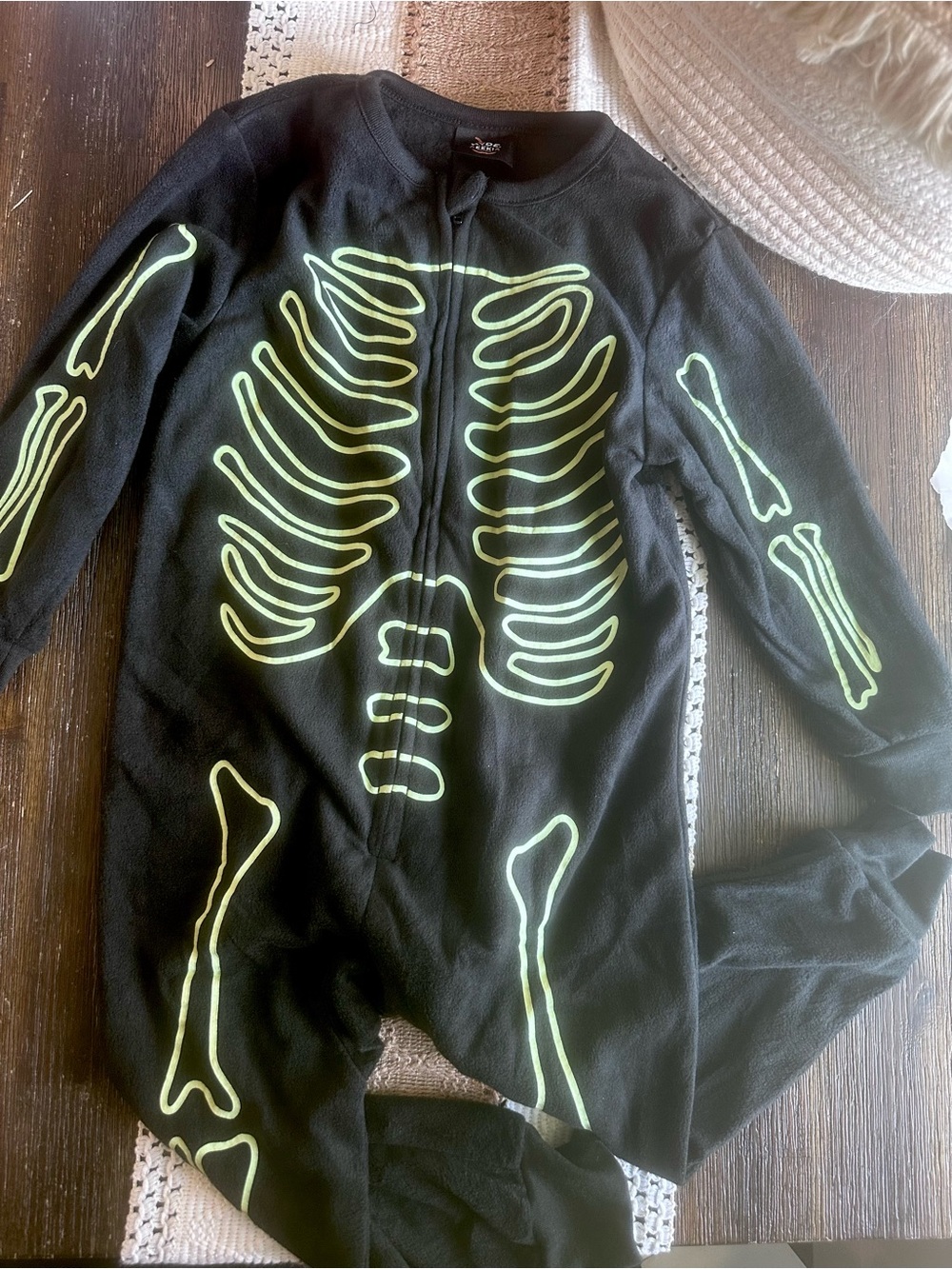 Hyde & Eek Toddler Glow-In-The-Dark Skeleton Costume/Onesie Size 2T
